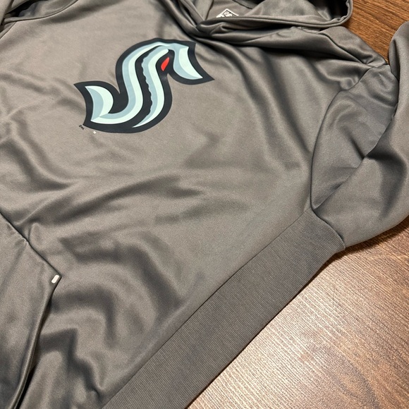NHL Authentic PRO Fanatics Seattle Kraken Hoodie - Picture 7 of 7